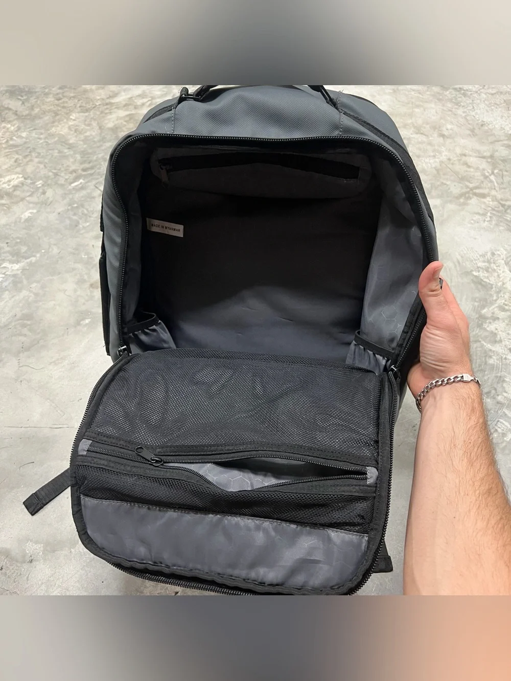 OGIO Commuter Logo XL BackPack SNM/91012 - Black